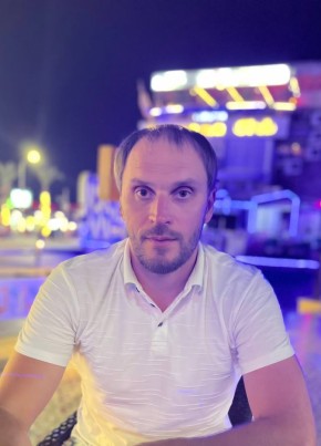 Денис из Тюмени 43 года