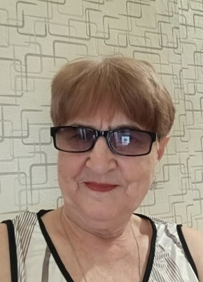 Елена из Еманжелинския 69 лет