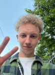 Aleksandr, 24, Saint Petersburg