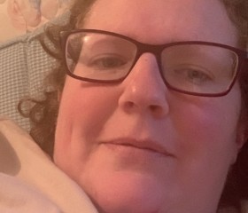Angie, 44, Hobart