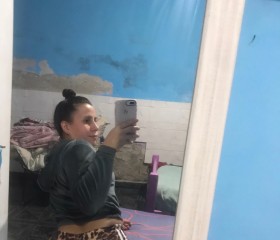 Bri, 22, Santa Fe de la Vera Cruz