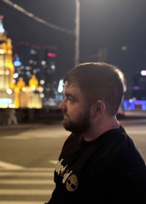 Анатолий из Москвы 34 года
