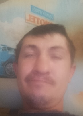 Василий, 40, Россия, Брянск