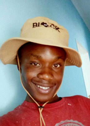 Richard, 24, Southern Rhodesia, Harare