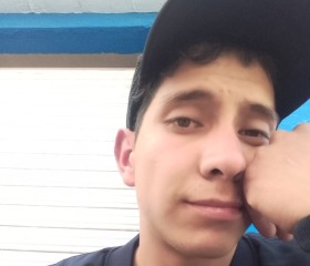 Julio, 21, El Pueblito