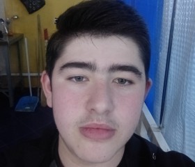 Maga, 22, Karabulak