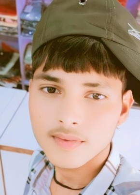 Karan, 20, India, Jaipur