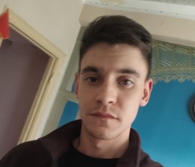 Radmil, 27, Yekaterinburg