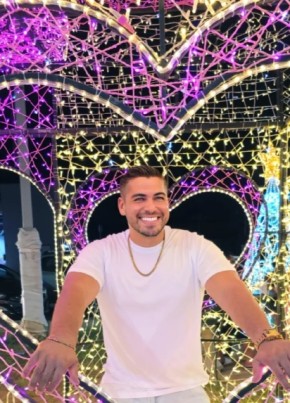 Rayan из Abidjan 21 год