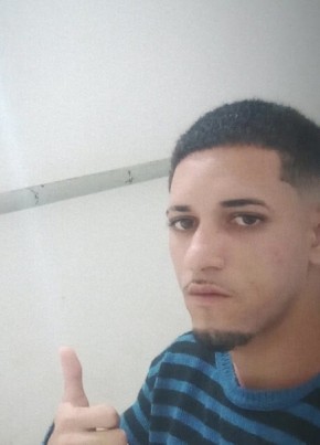Bruno Santt из Várzea Paulista 22 года
