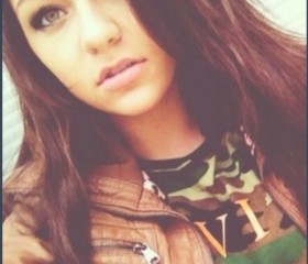 tinahooft, 26, Bussum