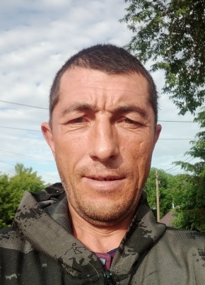 Саша из Верхнего Уфалея 46 лет