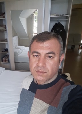 Yilmaz, 45, Türkiye Cumhuriyeti, Muğla