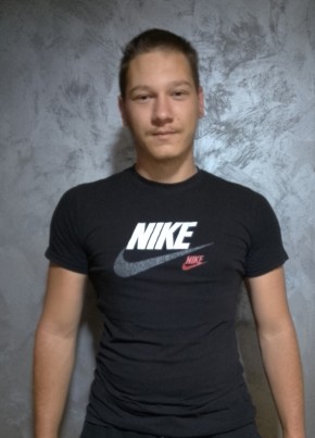 Filip из Београда 18 лет