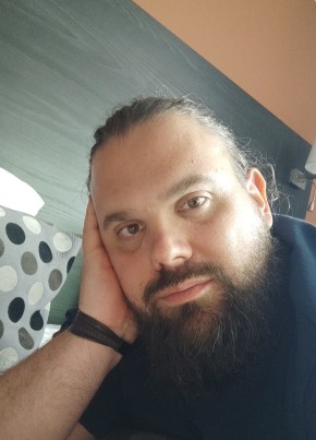 Papouche, 36, France, Marseille