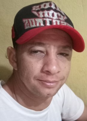Fausto из Santiago de los Caballeros 38 лет