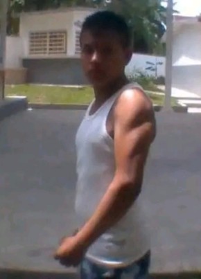 Juan из México Distrito Federal 27 лет