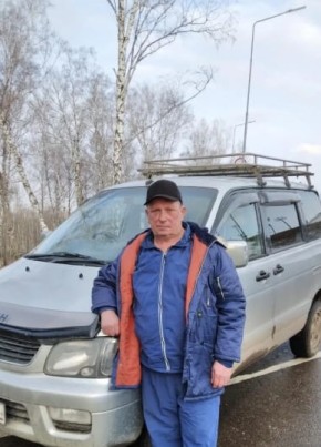 Александр, 66, Россия, Красноярск
