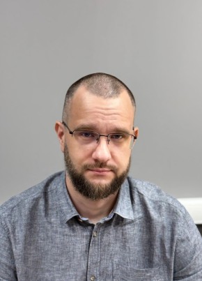 Денис из London 44 года