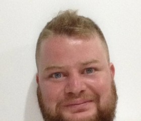 Yesser, 32, Mercedes
