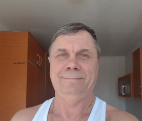 Вадим, 64 года, Армавир
