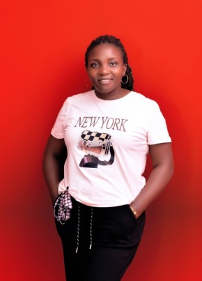Sanyu из Kampala 30 лет