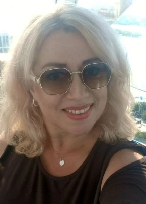 Инна из Новосибирска 43 года