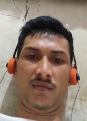 RH из Djakarta 18 лет