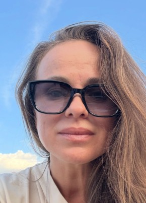 Natalie из Комсомольска-на-Амуре 44 года