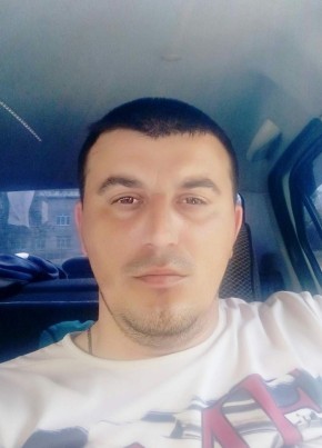 Илья, 35, Россия, Зеленокумск