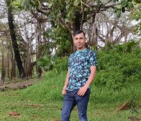 Munna, 28, Triolet