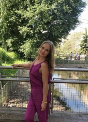 Алена, 35, Россия, Рязань