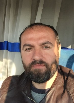 İbrahim, 41, Türkiye Cumhuriyeti, Çantaköy