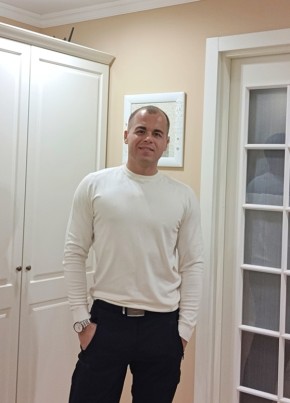 Andrei из Санкт-Петербурга 37 лет