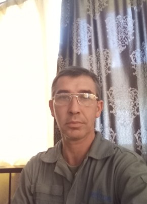 Александр, 48, Россия, Белогорск (Крым)