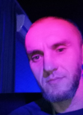 Egor из Новосибирска 39 лет