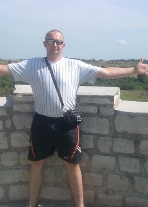 павел, 42, Russia, Pskov