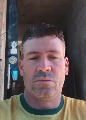 Breno Leandro из Itaúna 46 лет
