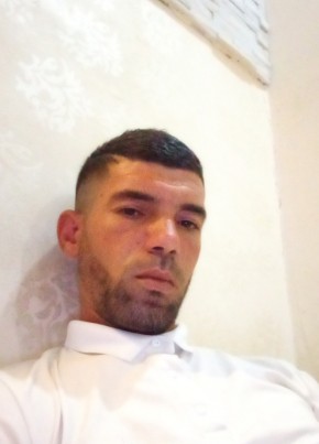 وليد из Constantine 31 год