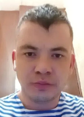Павел из Добрянки 32 года
