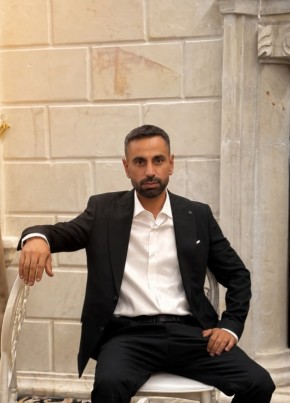 Ahmet из Adana 33 года