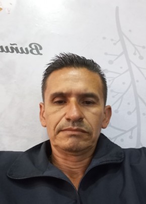 Julio César из Santafe de Bogotá 50 лет