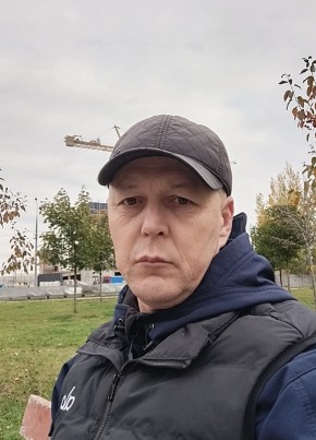 Жохонгир Ганиев из Москвы 47 лет