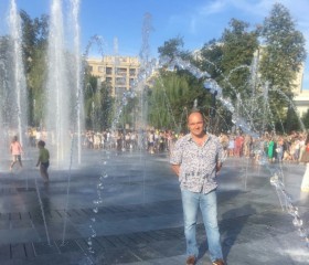 Константин, 49 лет, Київ