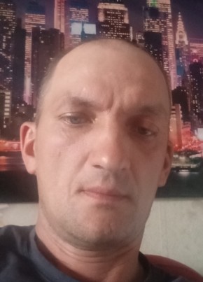 Дмитрий из Белово 44 года
