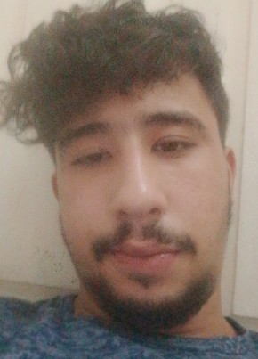 Hamza23 из Annaba 21 год