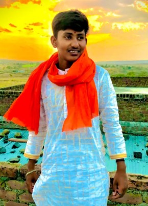 Pavan Rathod, 18, India, Ambejogai