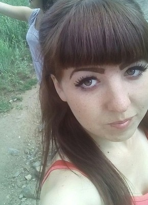 Виктория, 26, Россия, Петровск-Забайкальский