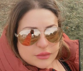 Farnoush, 40, Eindhoven