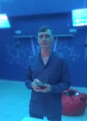 Oleg, 45, Russia, Surgut